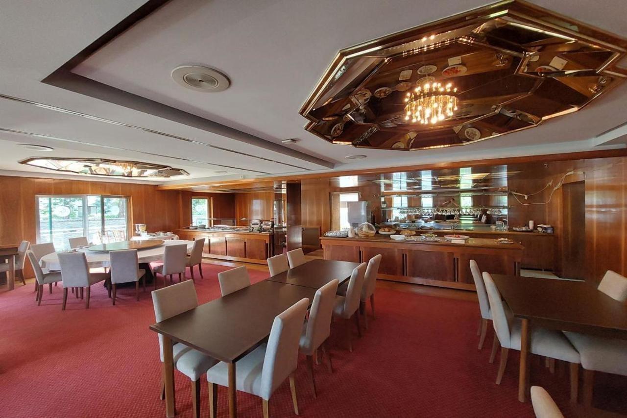 Hotel By Gastroid Ilidža Extérieur photo