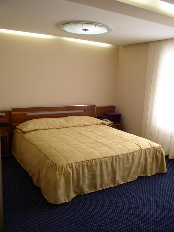 Hotel By Gastroid Ilidža Extérieur photo